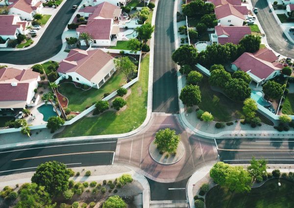 Photo by Avi Waxman white-and-red houses