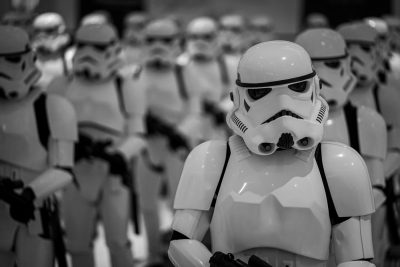 Photo by Agnieszka Stankiewicz selective focus photography of Star Wars Stormtroopers